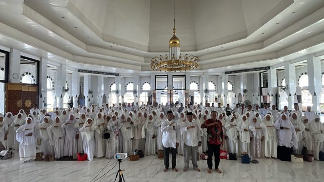 
 Di Hadapan 195 CJH, Dr Bunyamin Tekankan Transformasi Diri Menuju Haji Mabrur