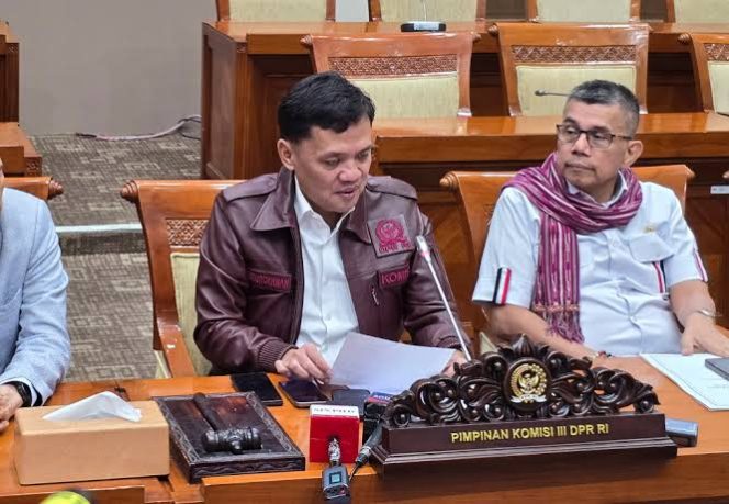 
 Komisi III DPR Soroti Tuntutan Mati ABK Kasus 2 Ton Sabu di PN Batam