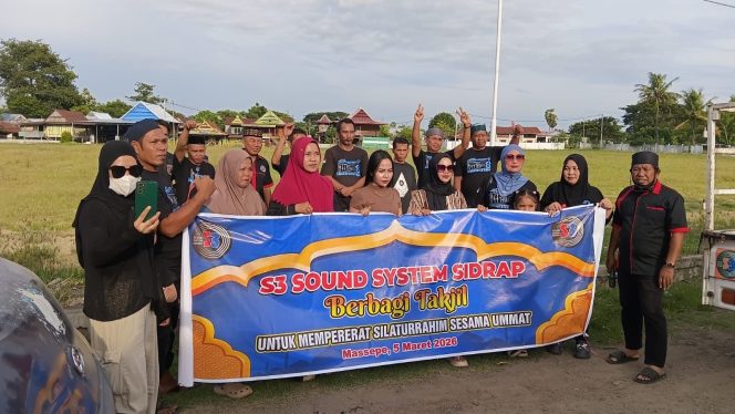 
 S3 Sidrap Gelar Amalia Ramadan, Ratusan Paket Buka Puasa Dibagikan ke Masyarakat