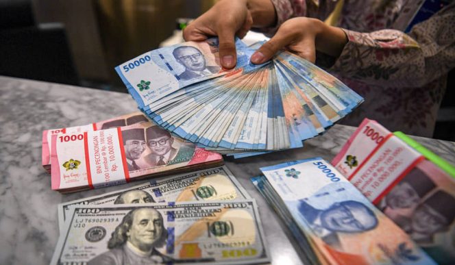 
 Rupiah Melemah ke Rp17.135 per Dolar AS, Imbas Ketegangan Iran–AS Meningkat