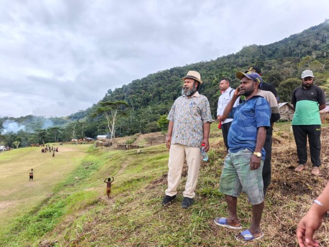 
 Bupati Willem Wandik Genjot Pembangunan Tolikara dari Wilayah 3T