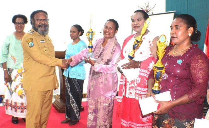 
 Dari Pegunungan Papua, Nyala Kartini Tak Pernah Padam: Perempuan Tolikara Bangkit dan Menginspirasi