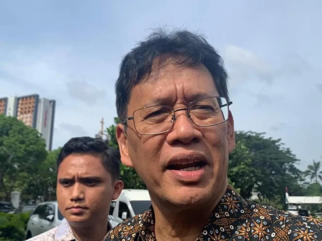 
 Wacana Pengambilalihan PNM dan Whoosh oleh Kemenkeu Dikritik Ekonom