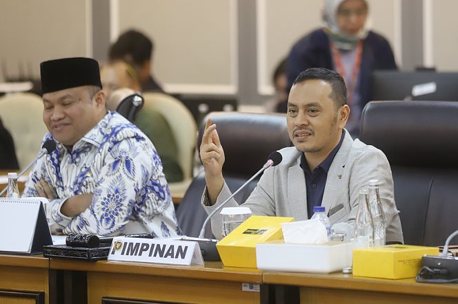 
 Willy Aditya Guyon Soal “Merger” NasDem–Gerindra di Rapat DPR