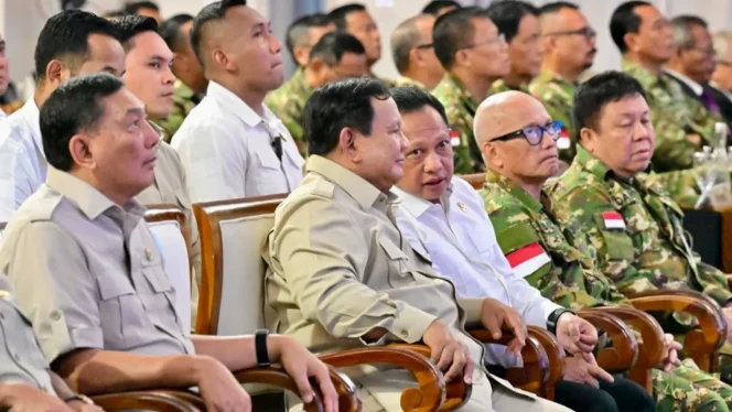 
 Mendagri Dampingi Presiden Prabowo Beri Arahan KPPD Ketua DPRD se-Indonesia di Magelang