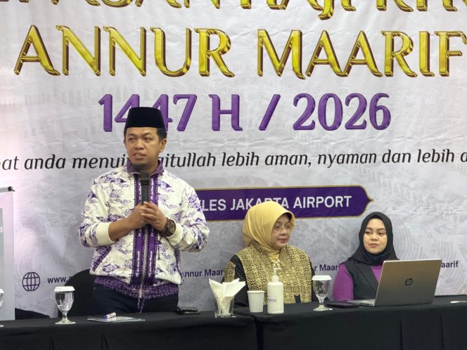 
 Jamaah Haji Khusus PT Annur Maarif Dilepas Penasehat DWP Kemenag RI, Siap Nikmati Layanan Premium di Tanah Suci