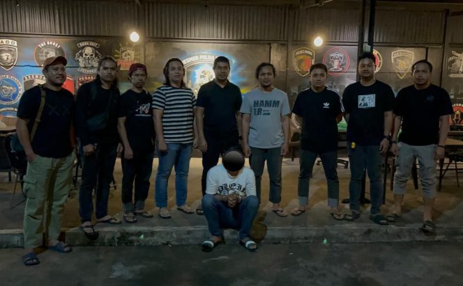 
 Resmob Polda Sulsel Ringkus Pelaku Pencurian Mobil Berisi Uang Rp20 Juta di Polewali Mandar