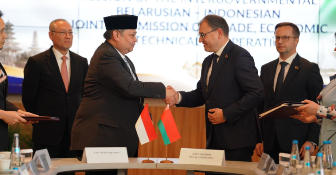 
 Airlangga Bertemu PM Belarus di Minsk, Bahas Penguatan Perdagangan hingga Ketahanan Panga