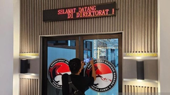 
 Polda Jambi Bongkar Jaringan Ekstasi, ASN Ditjenpas Jadi Tersangka, 536 Butir Pil Disita