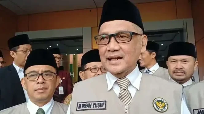 
 Mochamad Irfan Yusuf Menteri haji dan Umroh