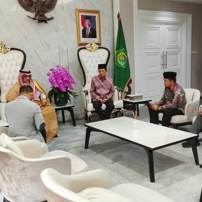 
 Tenaga Ahli Menag RI Dampingi Menteri Agama Terima Dubes Arab Saudi, Bahas Konferensi Imam Internasional dan Penguatan Diplomasi Religius