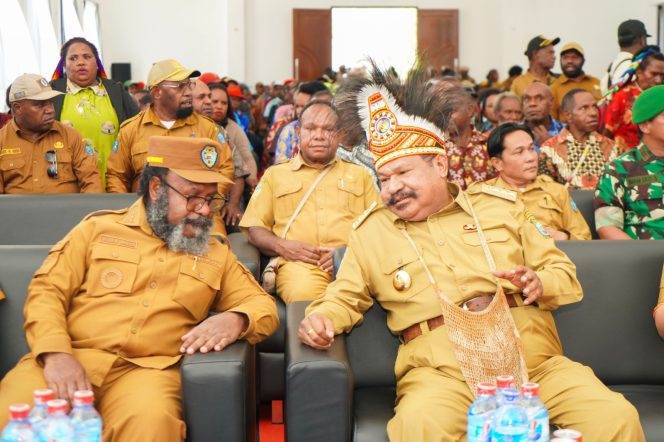 
 John Tabo dan Willem Wandik, Dua Pemimpin yang Dicintai Rakyat: Menyatukan Papua Pegunungan Lewat Iman, Kasih, dan Persaudaraan