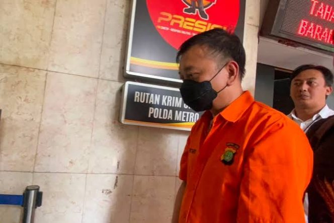 
 Don Ritto Resmi Ditahan Kejagung Usai Dilimpahkan Polda Metro Jaya